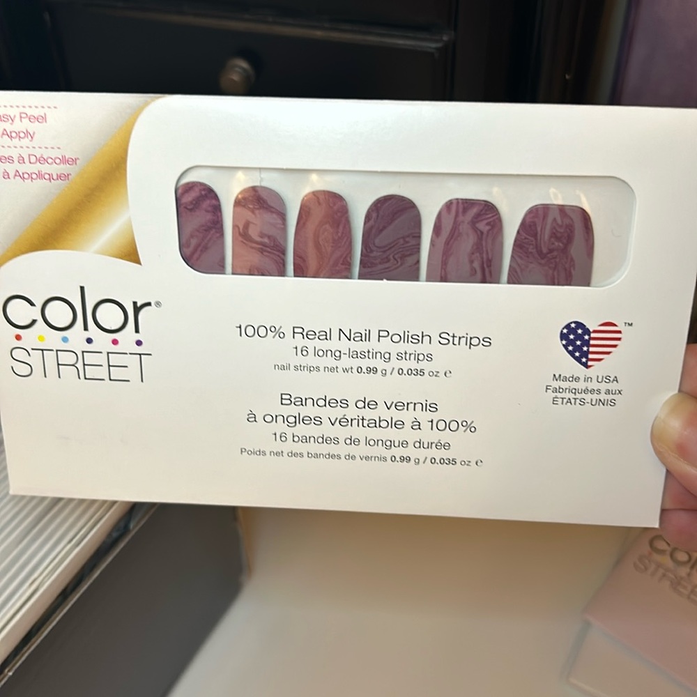 Color Street a stones throw nail strips